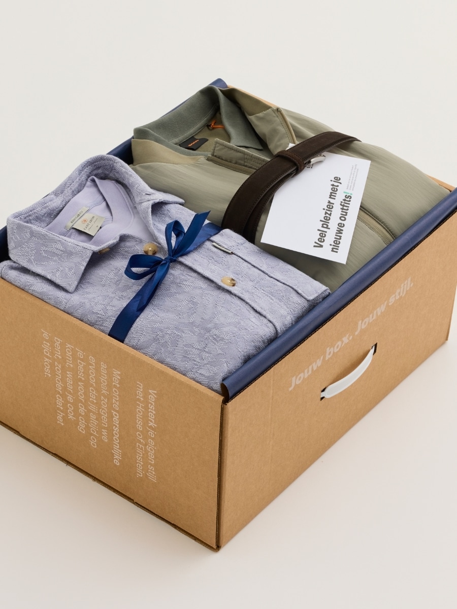 Kledingbox House of Einstein met casual outfits