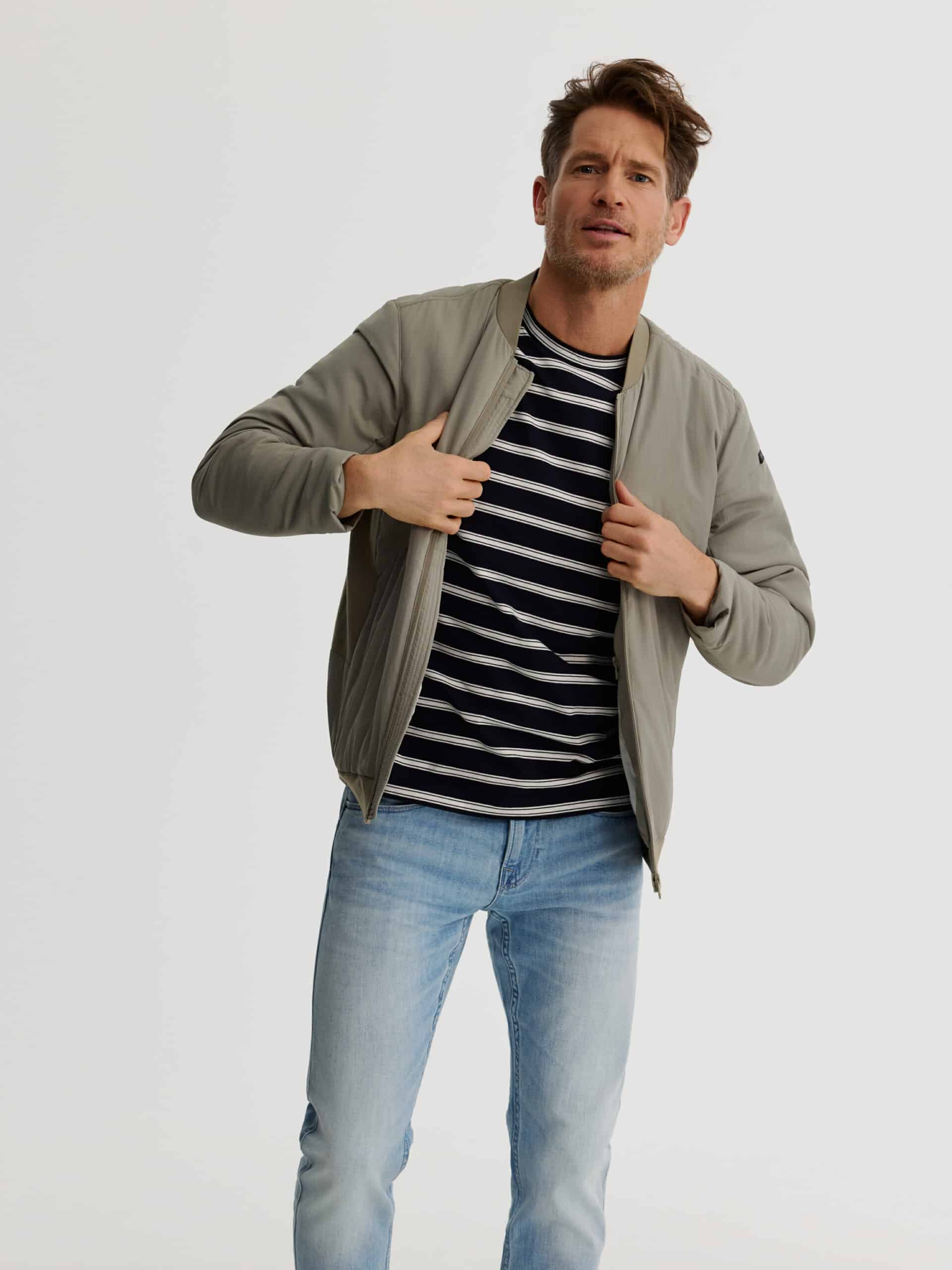 Kledingbox House of Einstein met casual outfits